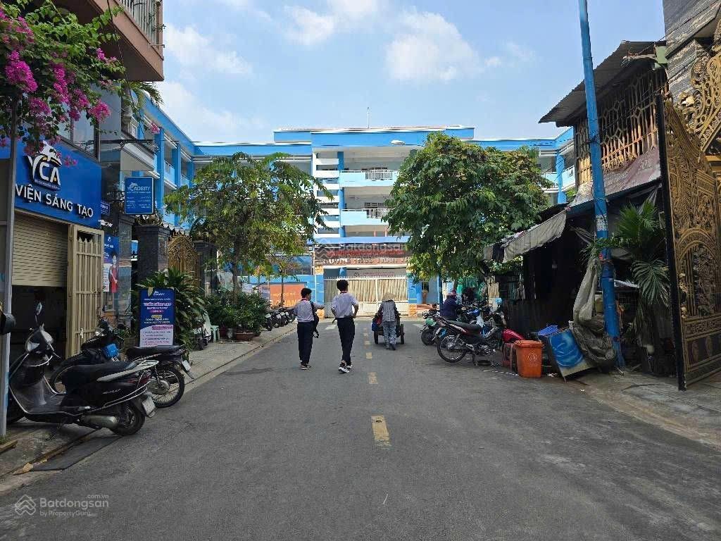 Nhà đẹp  lý thường kiệt p8  tân bình  ngã tư bảy hiền  3 tầng sịn xò