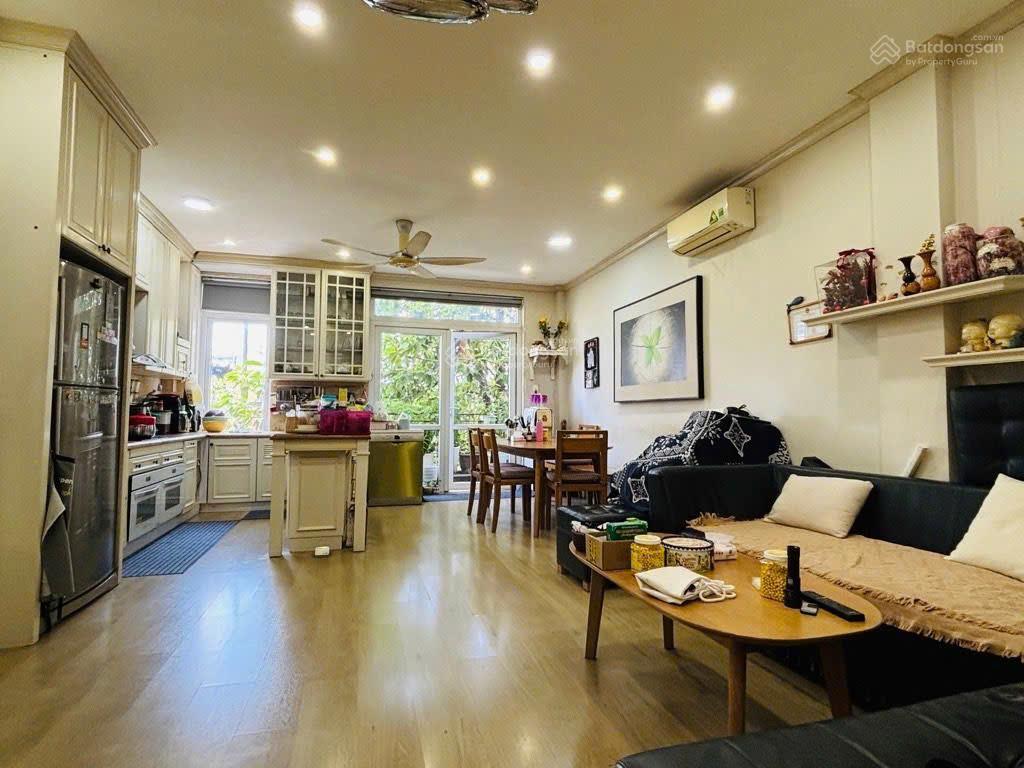 Nhà mặt tiền trần thị nghỉ  gò vấp  5 tầng  thiết kế hiện đại  rộng rãi  vừa ở vừa kinh doanh