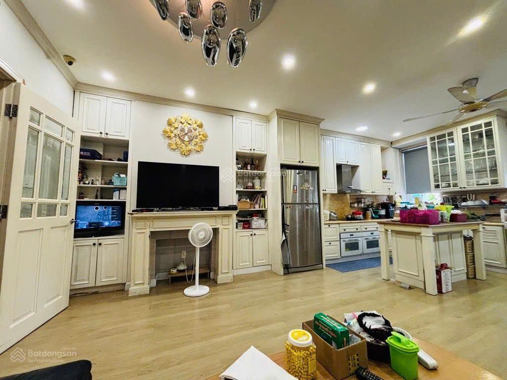 Nhà mặt tiền trần thị nghỉ  gò vấp  5 tầng  thiết kế hiện đại  rộng rãi  vừa ở vừa kinh doanh