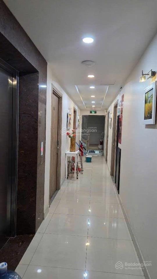 Bán khách sạn 4 sao  9 tầng  có hồ bơi  rộng hiếm giữa trung tâm phú nhuận  350m2