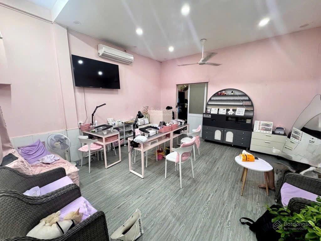 Siêu phẩm ngang gần 5m  trương quốc dung  nguyễn văn trỗi kd spa  chỉ 8.4 tỷ