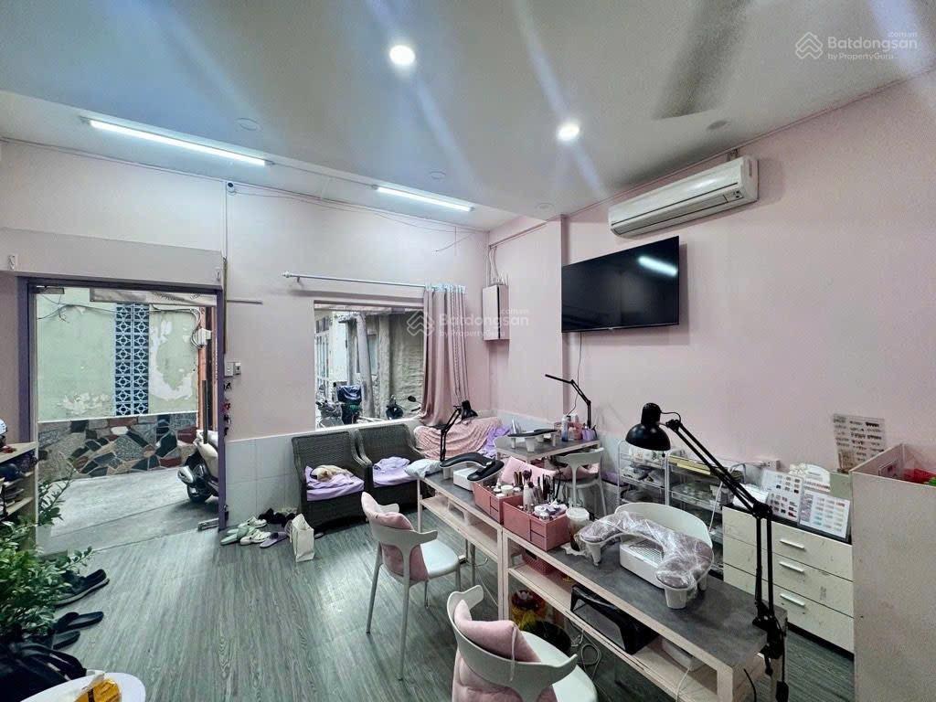 Siêu phẩm ngang gần 5m  trương quốc dung  nguyễn văn trỗi kd spa  chỉ 8.4 tỷ