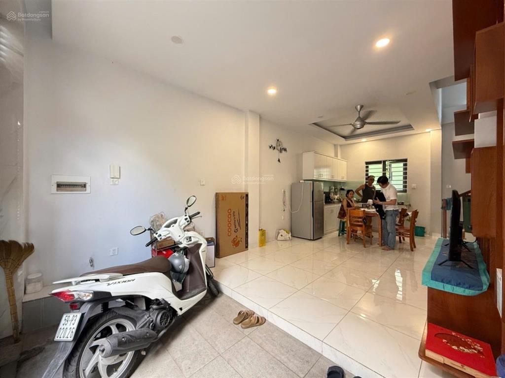 Nhà ngang 5m  lý thường kiệt  bắc hải  bảy hiền  tân bình  chỉ 8.2 tỷ