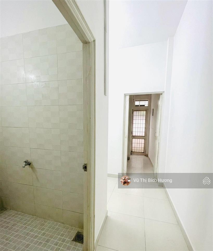 Hẻm xe hơi né  nhà 2 mặt tiền hẻm  huỳnh văn bánh  gần đặng văn ngữ, sổ hồng riêng  giá 7,8 tỷ