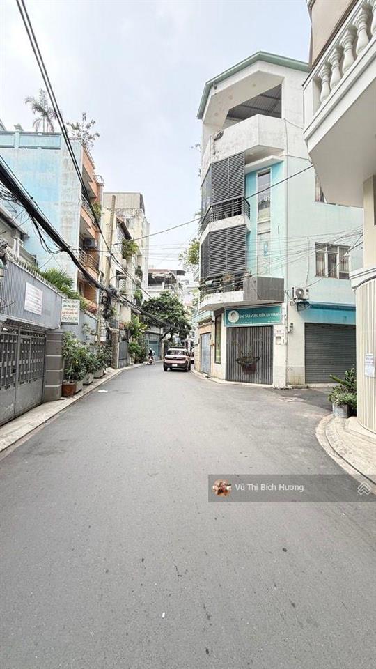 Nhà mặt tiền  hoa sữa  5 tầng  ngang 4.6m  154m  giá 39 tỷ