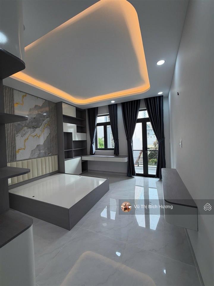Nhà cao thắng  hẻm xe hơi  điện biên phủ  3 tháng 2  ngang 6.1m  137m