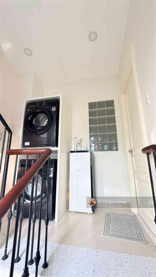 Hẻm xe tải  nhà đẹp  nội thất xịn  hoàng sa  không gian đón ánh sáng tự nhiên  thoáng mát