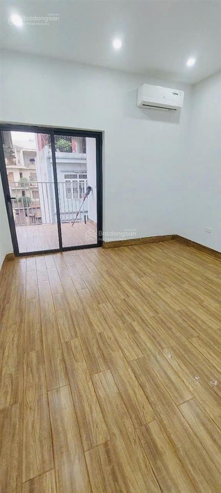 Cho thuê nhà nguyên căn hoa lâm, việt hưng phù hợp làm văn phòng