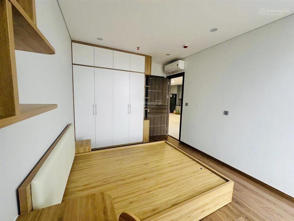 Cho thuê căn hộ 3 ngủ full nội thất 120m2