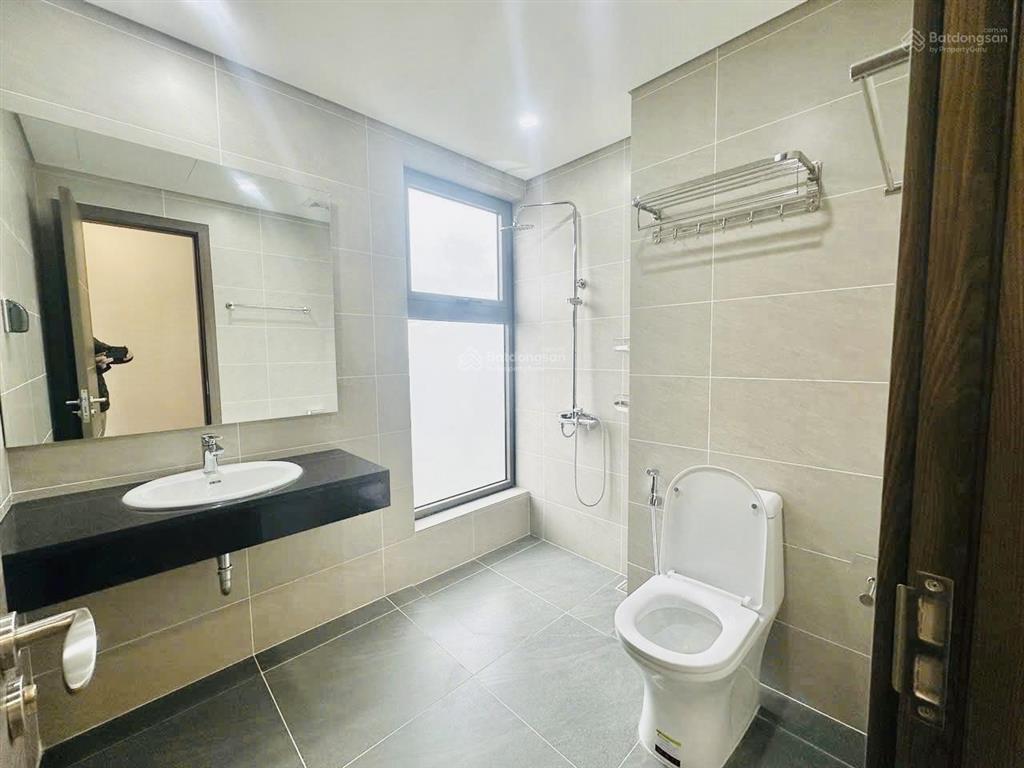 Cho thuê căn hộ 3 ngủ full nội thất 120m2