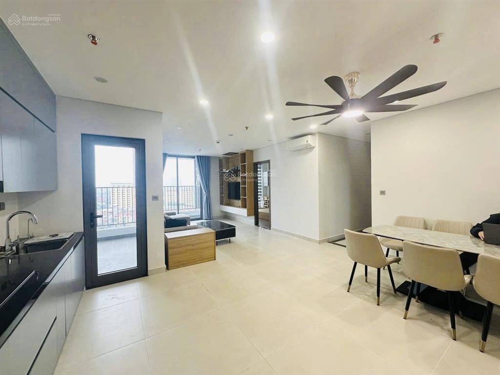 Cho thuê căn hộ 3 ngủ full nội thất 120m2