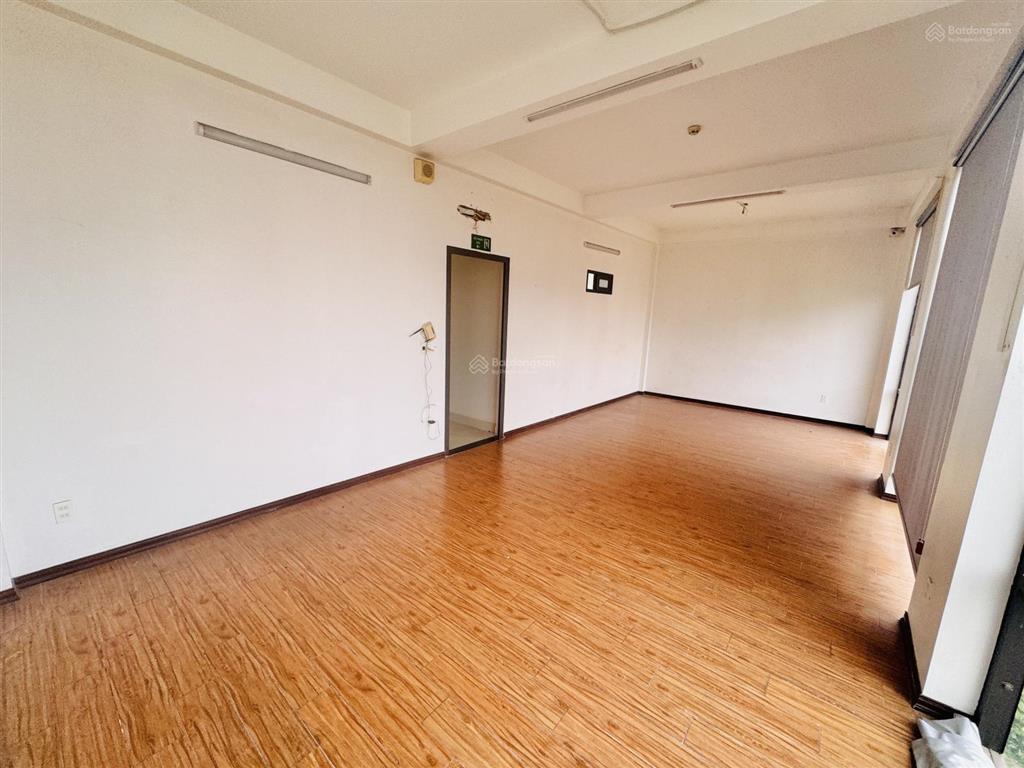 Cho thuê văn phòng thanh am, long biên, 6 tầng, mt 10m, 120m2/sàn, 35tr/tháng
