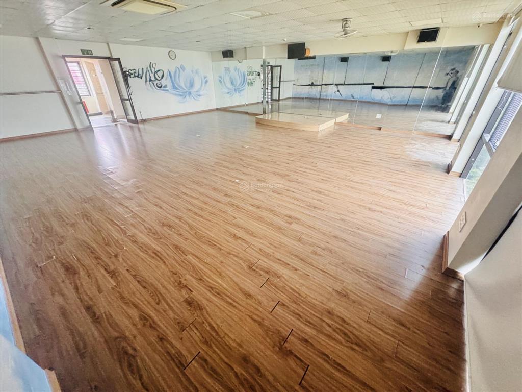 Cho thuê văn phòng thanh am, long biên, 6 tầng, mt 10m, 120m2/sàn, 35tr/tháng
