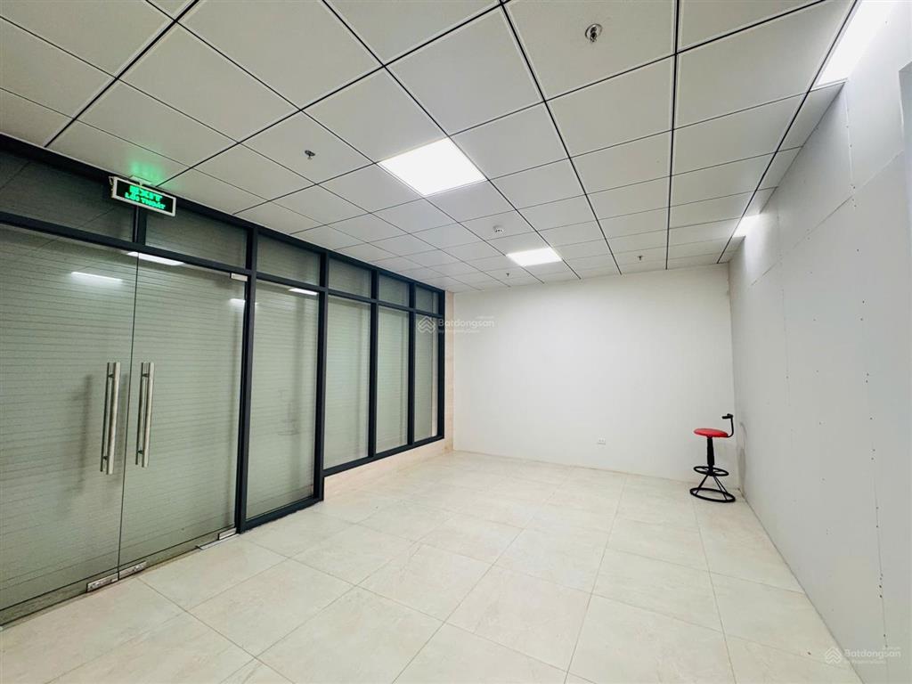 Cho thuê sàn văn phòng hoàng như tiếp  3 mặt tiền đắc địa