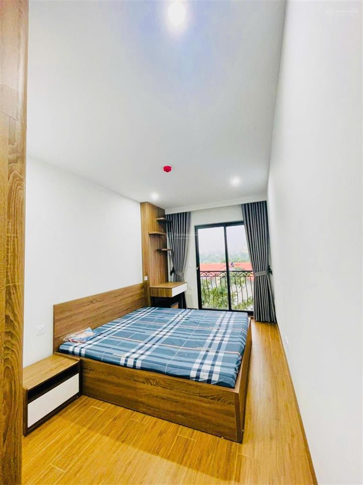 Cho thuê căn hộ 2 phòng ngủ full nội thất mới tinh khu tđc ngọc thụy cạnh công viên ngọc thụy