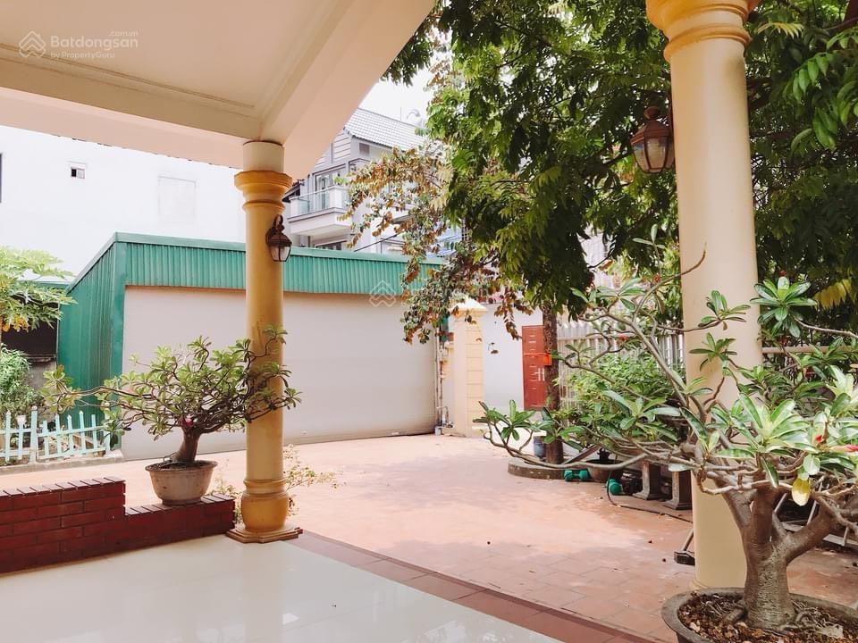 Cho thuê biệt thự sân vườn cổ linh, tư đình, long biên 1x triệu/tháng