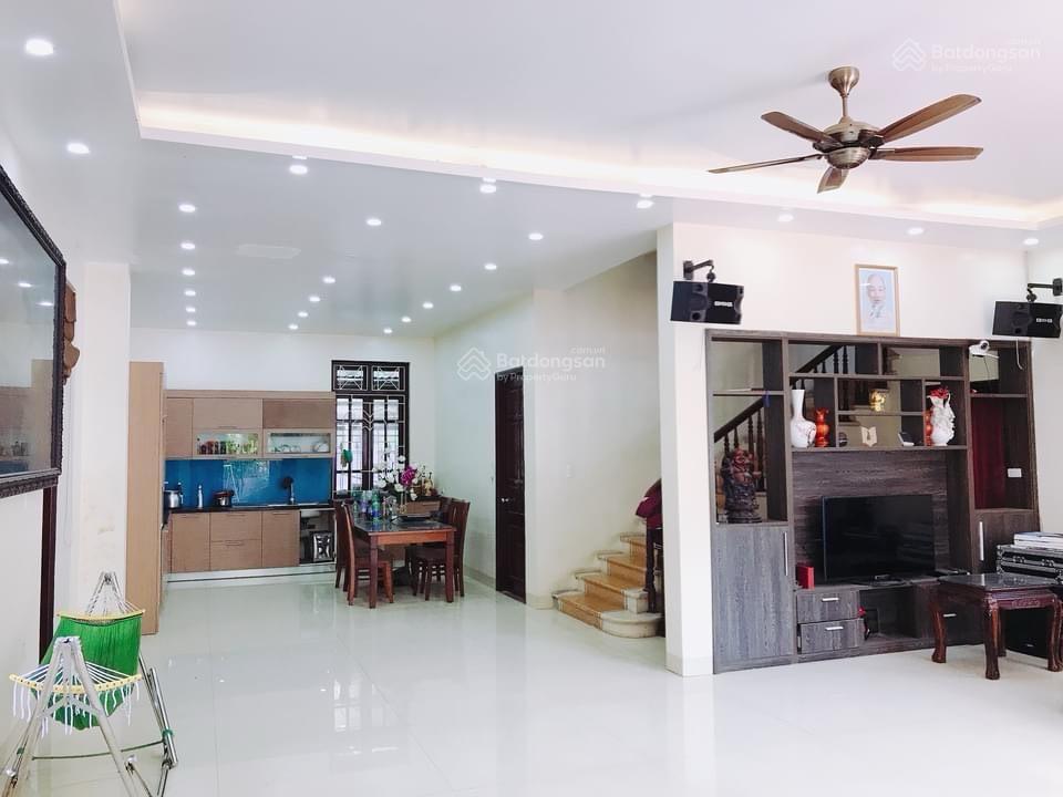 Cho thuê biệt thự sân vườn cổ linh, tư đình, long biên 1x triệu/tháng