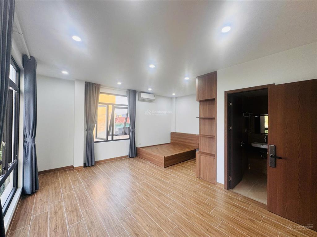 Cho thuê căn hộ tầng 5 ngọc thụy full nội thất 50m² 7.5 triệu/tháng