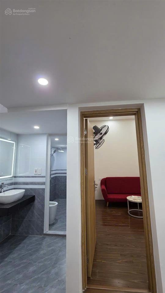 Bán căn nhà chính chủ tầng 2+3+4 đào tấn diện tích 100m2, giá nhỉnh 4 tỷ