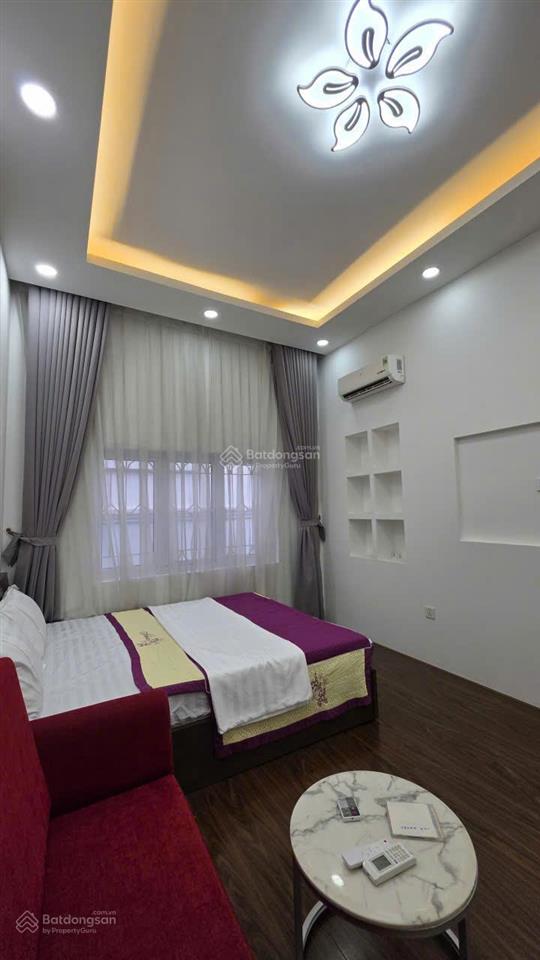 Bán căn nhà chính chủ tầng 2+3+4 đào tấn diện tích 100m2, giá nhỉnh 4 tỷ