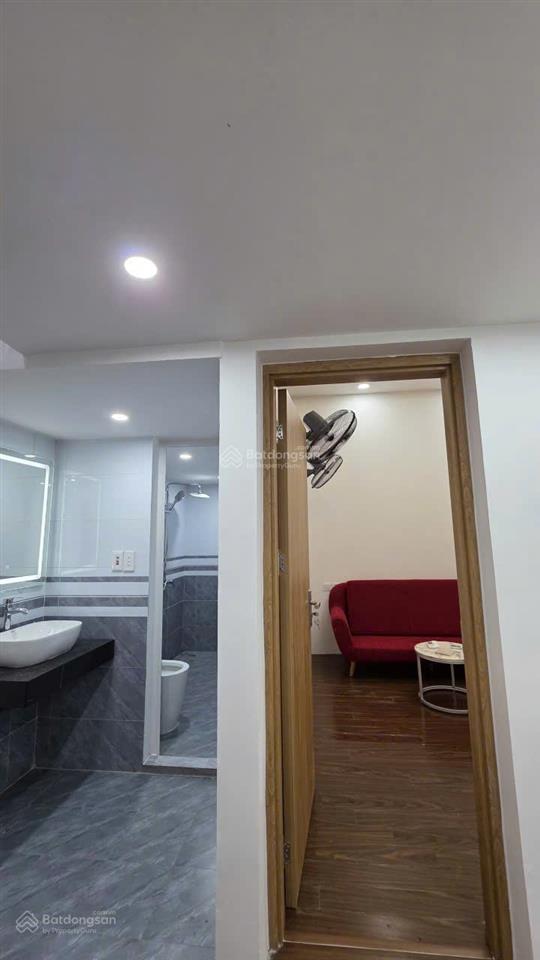 Bán căn nhà chính chủ tầng 2 + 3 + 4 ngõ 39 đào tấn diện tích 90m2  có 3 phòng