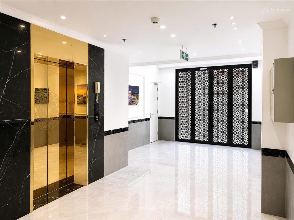 Bán căn trương định, hà nội. dt 61m2x8 tầng  20 căn hộ khép kín  full nội thất