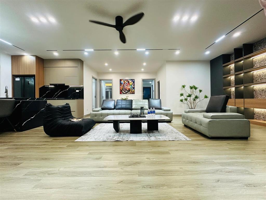 Bán căn hộ 3pn, 2wc, 139.5m2 tại tổ hợp chung cư thủy lợi tower, giá siêu hời 8,1 tỷ
