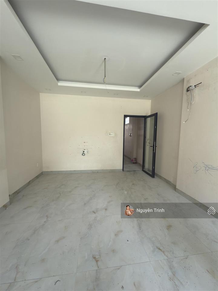 Bán gấp nhà 5tầng xây kiên cố mặt tiền đang cho thuê ổn định, đường linh đông, dt 200m2 ngang 7,15m