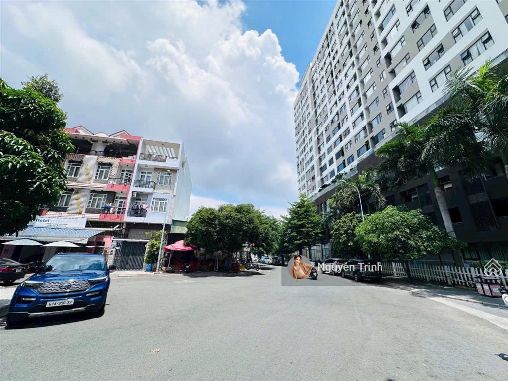 Đất mặt tiền view công viên, xd 1 hầm 3 lầu kdc areco. đường rộng 10m. dt 120m2 (5x24) vuông vức