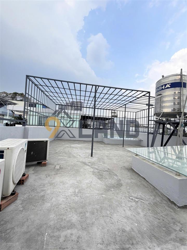 Nhà mới kiên cố 1t2l có sân thượng  khu vip  dân trí  ôtô đậu trước nhà,ngang 5.93m. có nội thất