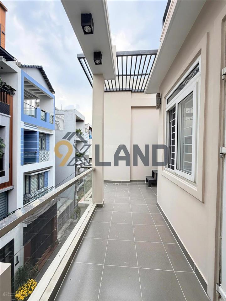 Nhà mới kiên cố 1t2l có sân thượng  khu vip  dân trí  ôtô đậu trước nhà,ngang 5.93m. có nội thất