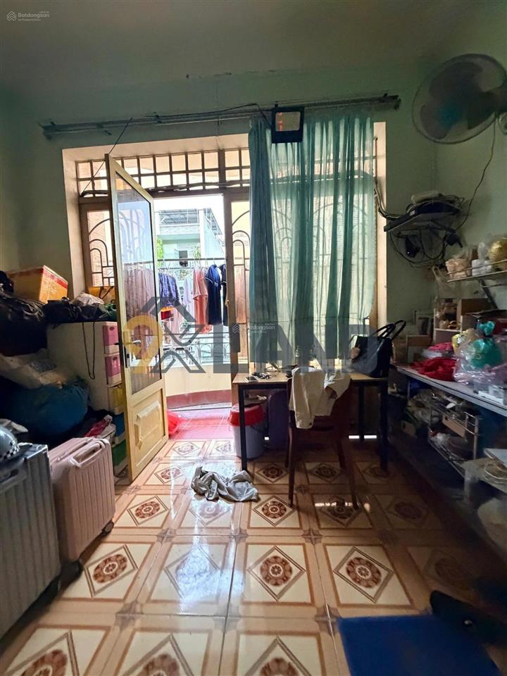 Bán nhà 3 tầng xây kiên cố  hxh thông  gần hoàng diệu 2 76m2. gần công viên cây xanh. còn tl tốt