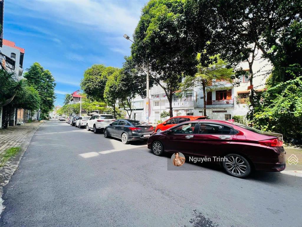 Siêu hot dãy trọ căn góc kd tốt ngay công viên  gần hoàng diệu 2 200m2 ngang 8.78m  xd tự do