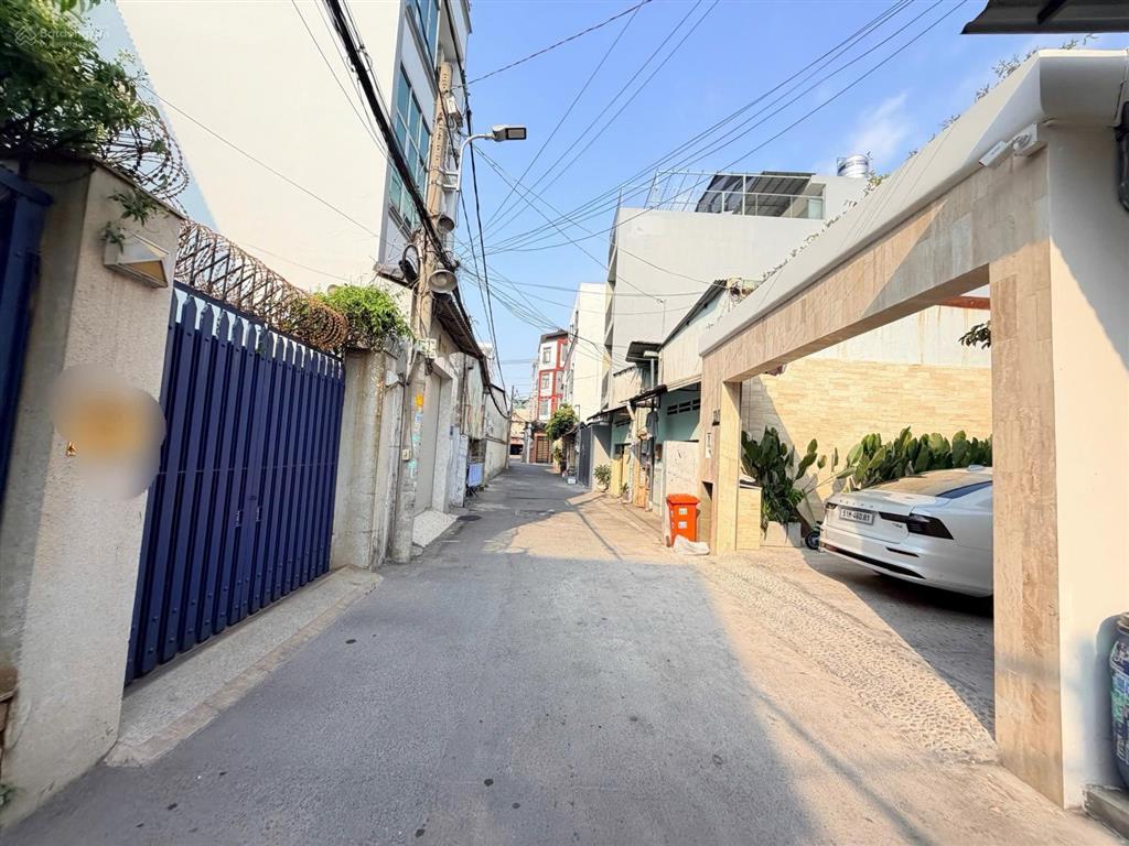 Nhà ngộp bank  vị trí đẹp trung tâm khu dân cư sầm uất  nhà biệt thự mini  200.7m2 ngang 8m,