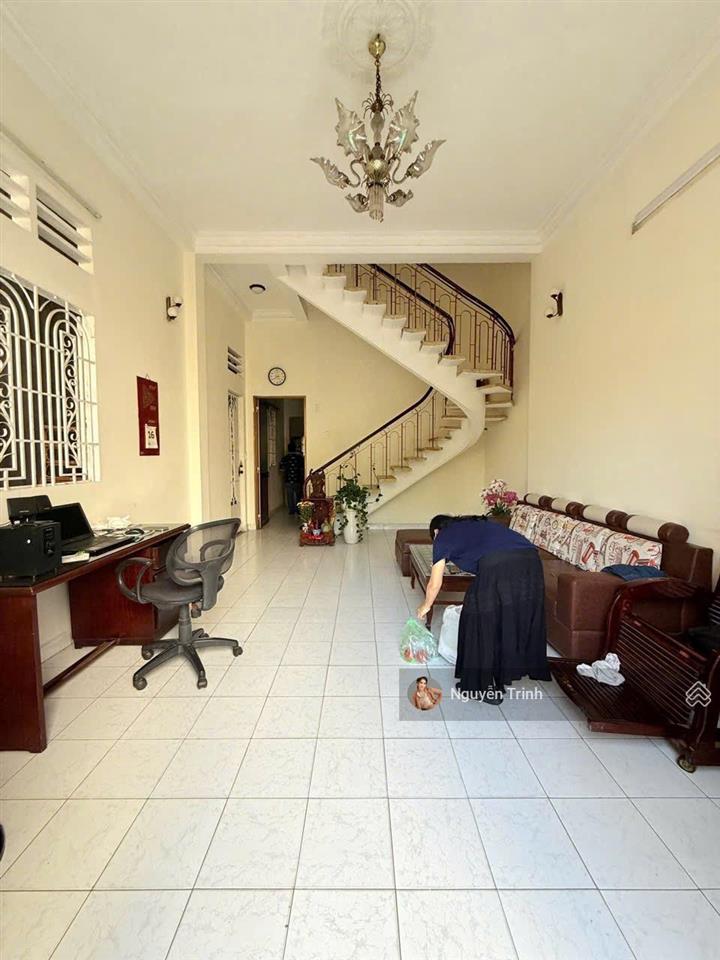 Giảm 1.5 tỷ nhà mặt tiền 1t2l ngay ga metro thủ đức. kd mọi ngành nghề. dt 145m2 ngang 5,5m còn tl