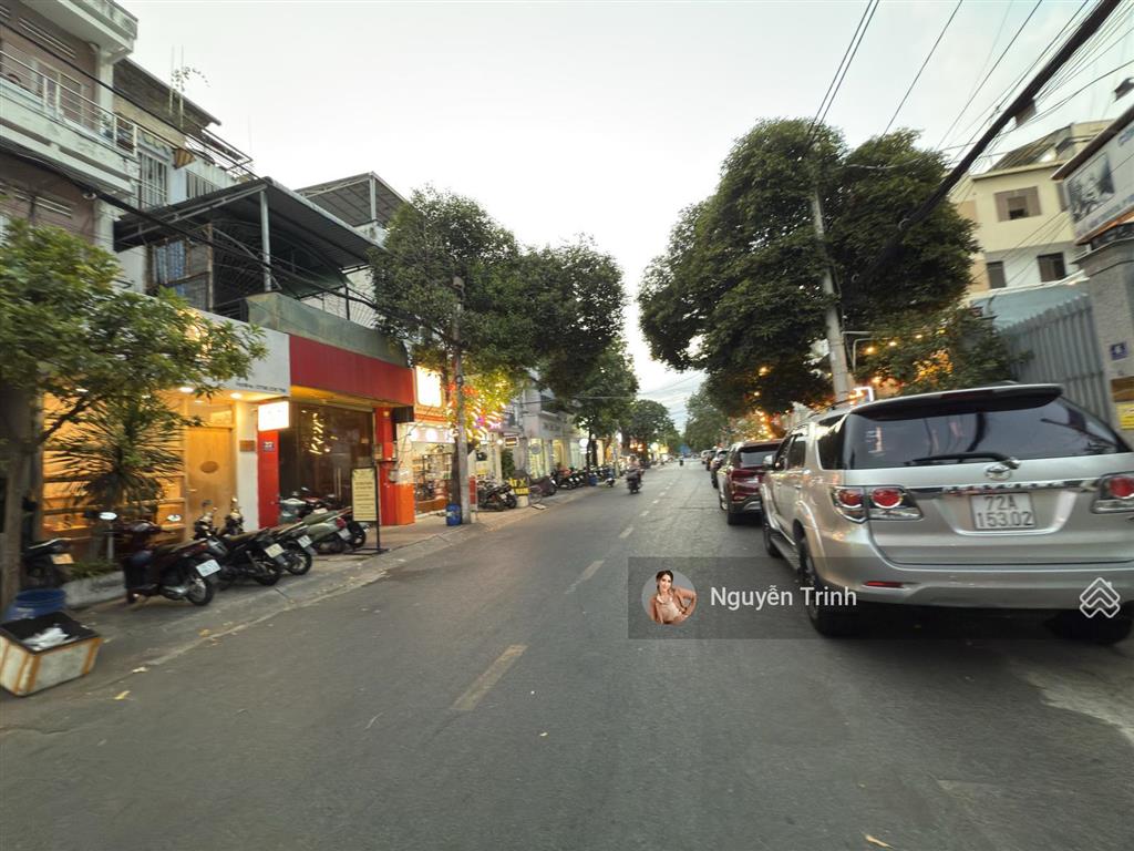 Bán nhà 1 trệt 3 lầu + sân thượng mặt tiền kinh doanh đường hàn thuyên ngay ga metro thủ đức,100m2
