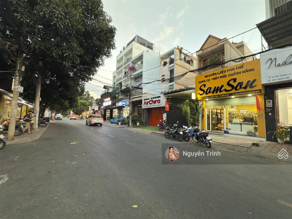 Bán nhà 1 trệt 3 lầu + sân thượng mặt tiền kinh doanh đường hàn thuyên ngay ga metro thủ đức,100m2