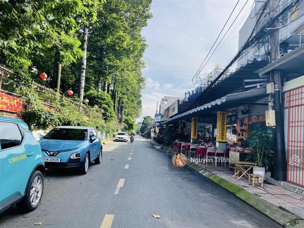 Bán đất trung tâm,kd tốt,hxh 7m  sát hoàng diệu 2khu dân cư vip,vỉa hè rộng rãi 110m2 ngang 6,1