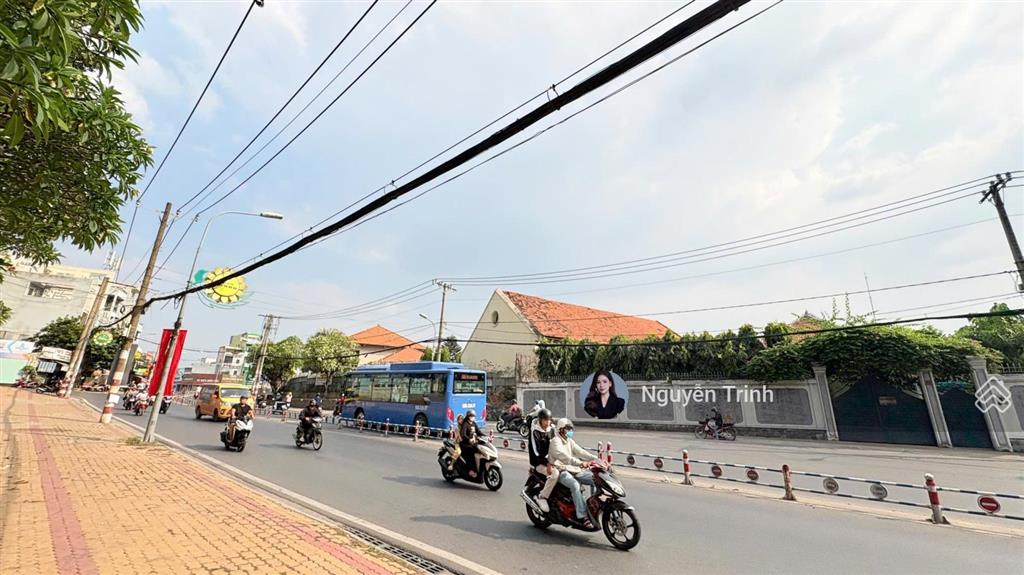 Quỹ đất mặt tiền siêu vip  bậc nhất thủ đứcđường võ văn ngân dt 1.000m2 ngang 24,xd cao tầng