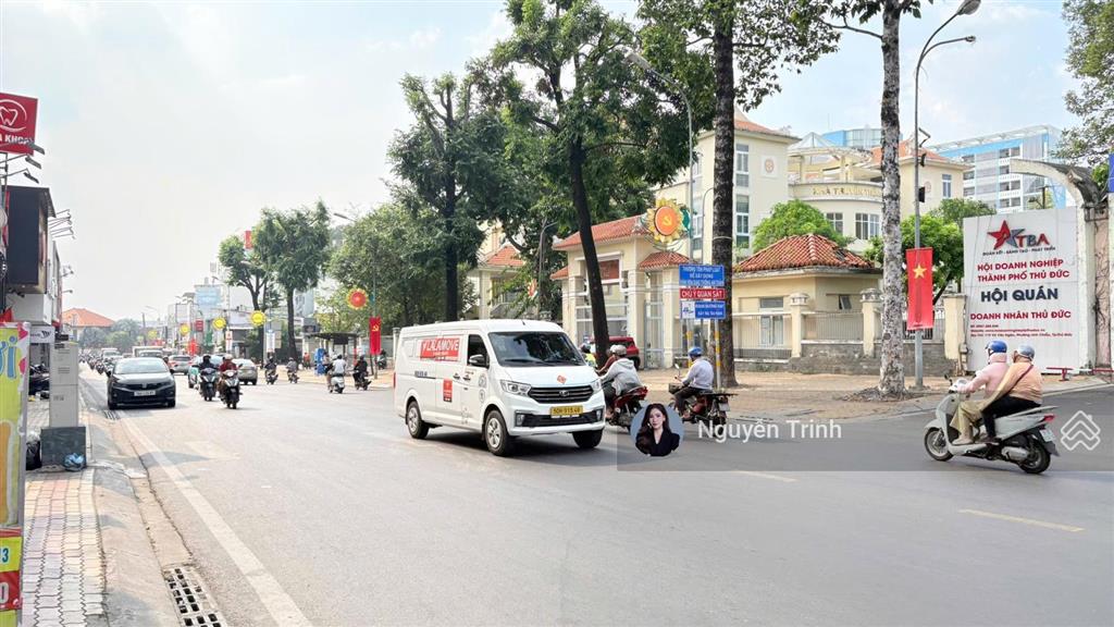 Quỹ đất mặt tiền siêu vip  bậc nhất thủ đứcđường võ văn ngân dt 1.000m2 ngang 24,xd cao tầng