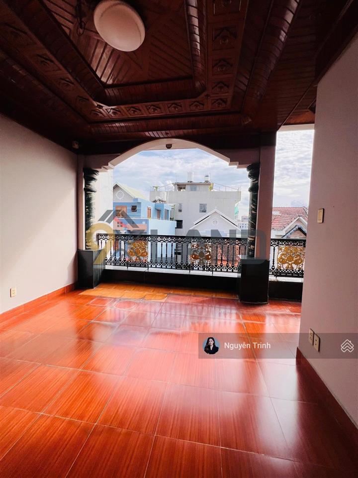 Định cưbán gấp nhà mặt tiền  4 tầng xây tâm huyết tặng nội thất gỗ cao cấp,ngay hoàng diêu 2.