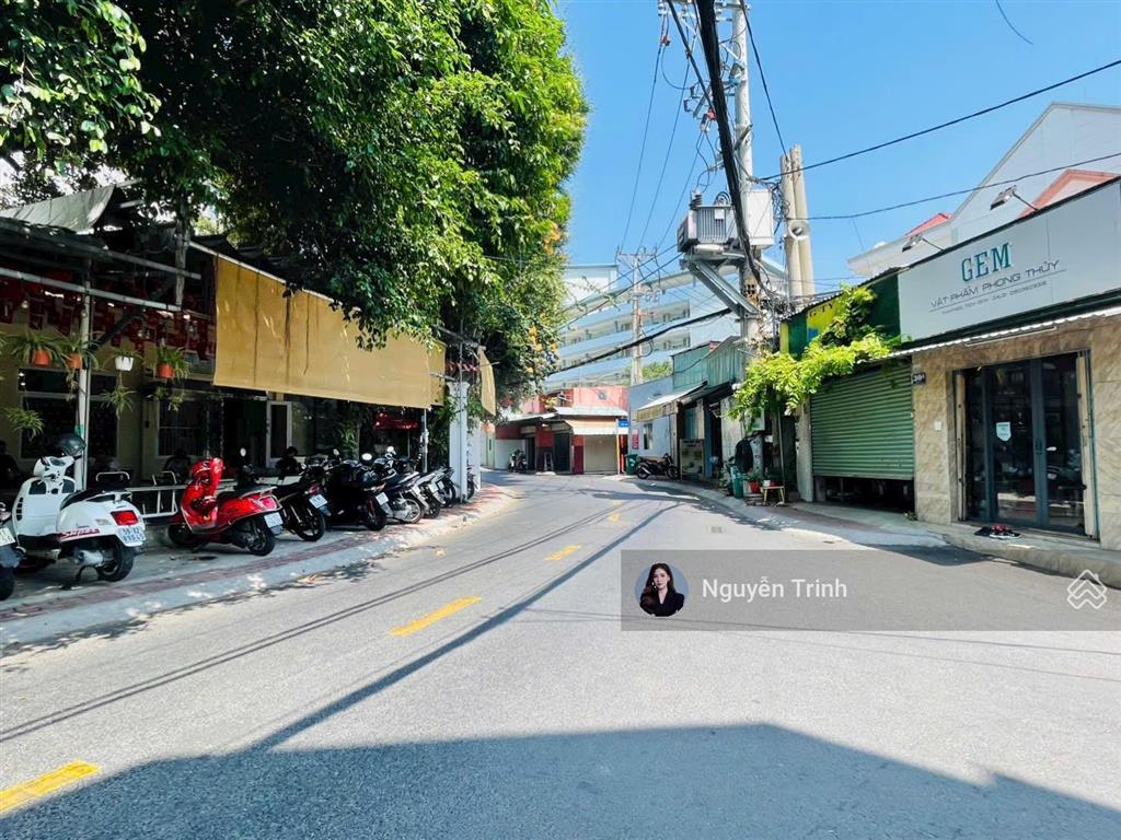 Giảm giá gấp bán  nhà mặt tiền 3 tầng ngay vincom thủ đức võ văn ngân  150m2 ngang 5.5m tl tốt