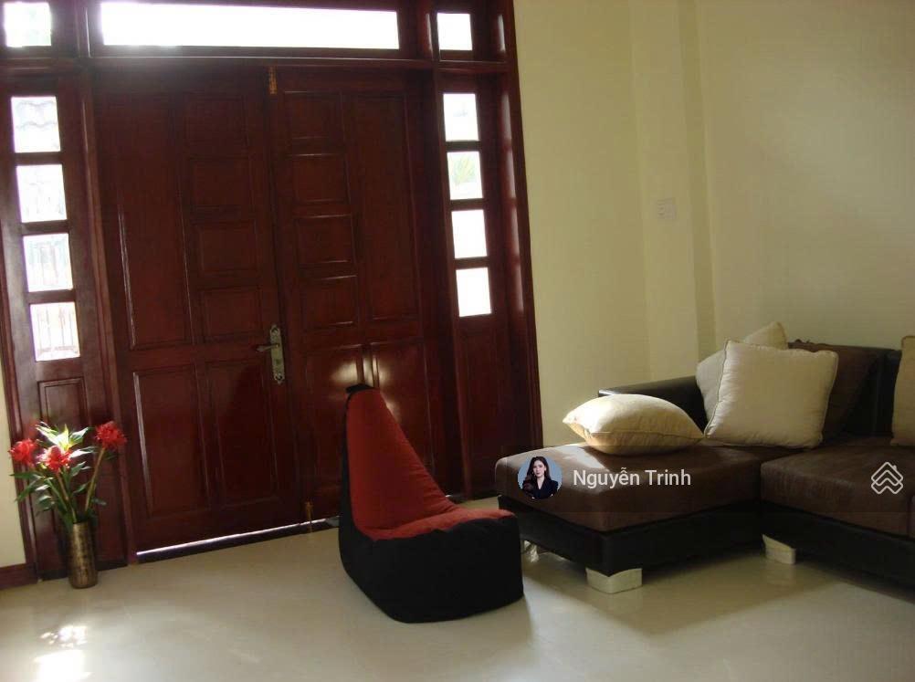 Giảm giá gấp bán  nhà mặt tiền 3 tầng ngay vincom thủ đức võ văn ngân  150m2 ngang 5.5m tl tốt