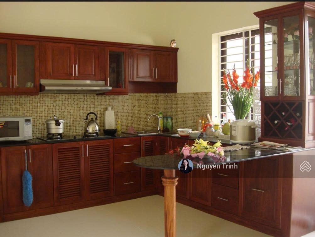 Giảm giá gấp bán  nhà mặt tiền 3 tầng ngay vincom thủ đức võ văn ngân  150m2 ngang 5.5m tl tốt