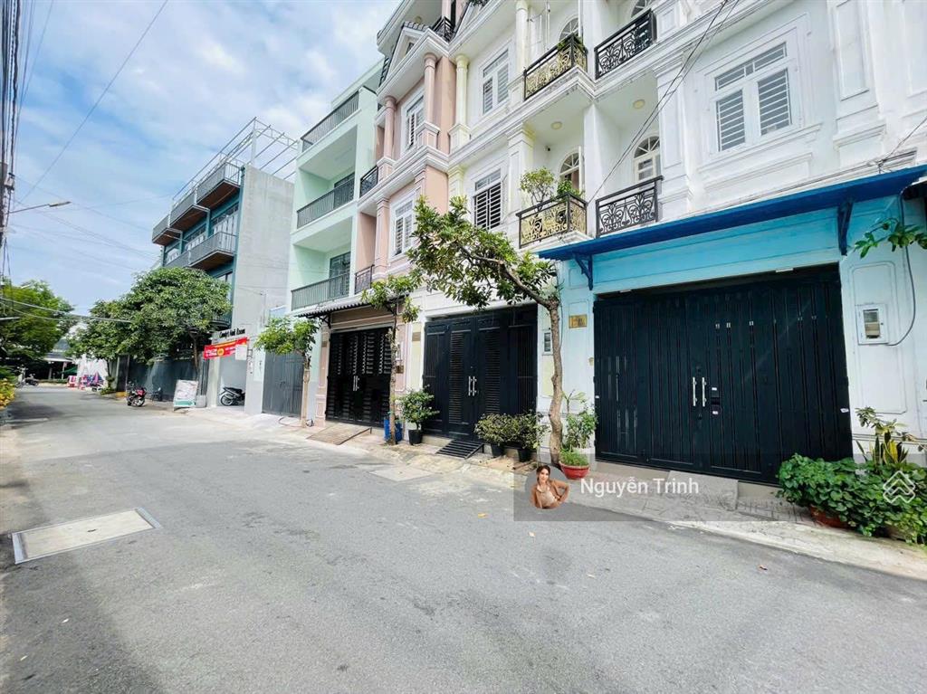 Gấp bán nhà 3 tầng đang kdoanh tốt  đường rộng 7m, ngay hoàng diệu 2, khu đông đúc. pháp lý chuẩn