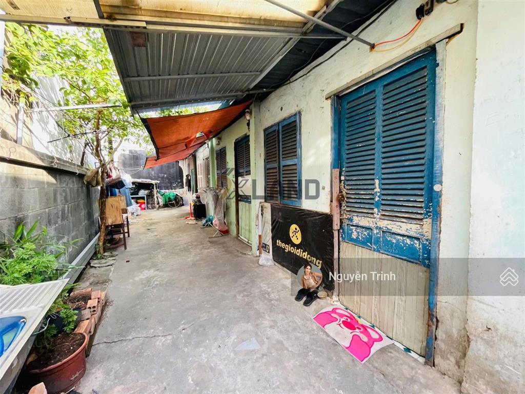 Bán dãy trọ ngay mt đường linh trung, tiện xây mới chdv cao cấp. biệt thự dt 195m2 ngang 9m đẹp
