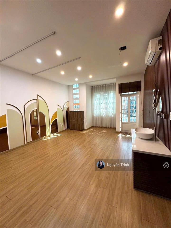 Giảm 3tỷ bán nhà 5tầng mặt tiền vip kdoanh ngay hoàng diệu 2, khai thác dòng tiền tốt spa vphòng