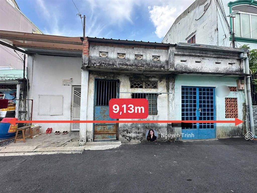Siêu phẩm đất hiếm bán ngay đuờng võ văn ngântrường đh sư phạm kỹ thuật 90 ngang 6m xd cao tầng