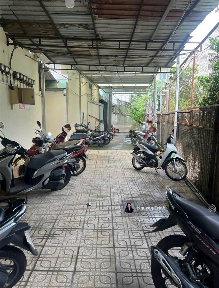 Chỉ 54tr/m2 ngộp bankbán chdv 4tầng đường số 9,gần kha vạn cân,dt 610m2full thổ cư, còn tl mạnh