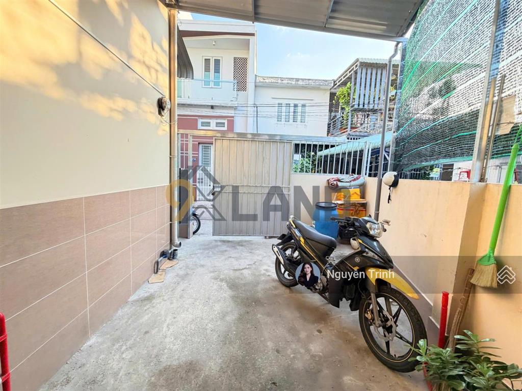 Ngộp bankbán gấp dãy trọ ngay vành đai 2 đang thi công chỉ 100m,tiềm năng cao,full thổ,xd cao tầng